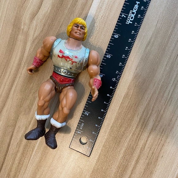 Vintage MOTU 1985 Flying Fists He-Man - Masters of the Universe - Picture 8 of 8